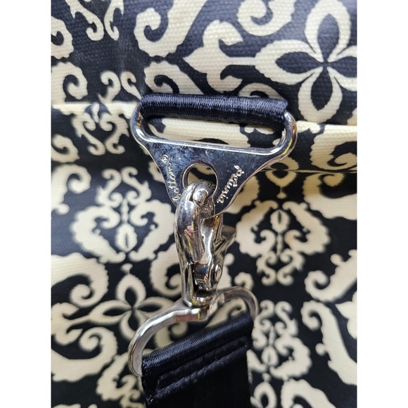 Petunia Pickle Bottom NWT Red White And Black Luxury Diaper Bag - Picture 9 of 9